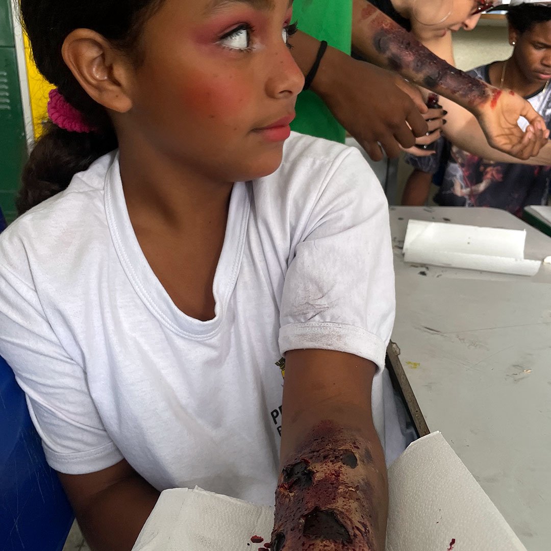 Oficina de Figurino e Maquiagem / Cinema da Favela 2025 / foto: Produção / Divulgação